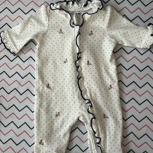 Adorable dotted onesie 🤍